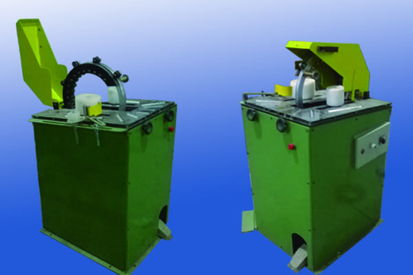 embaladeira ou enfaixatriz